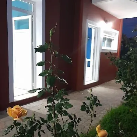 Salavantinas House *